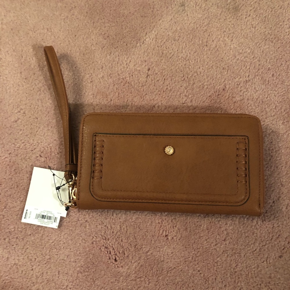 NWT LC Conrad wristlet wallet